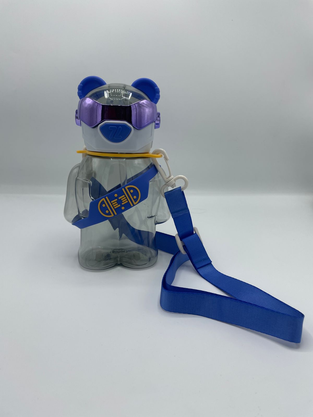 🧢🤖 Cool RobotBear Water Bottle 🚀💧