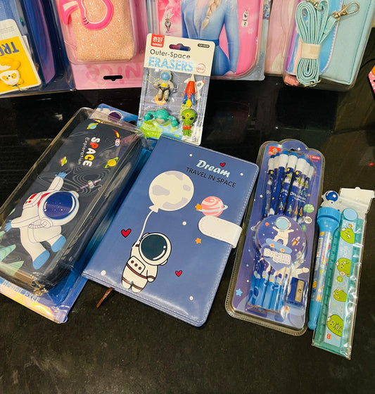 🚀🪐 Astronaut Space Deal✏️🌌