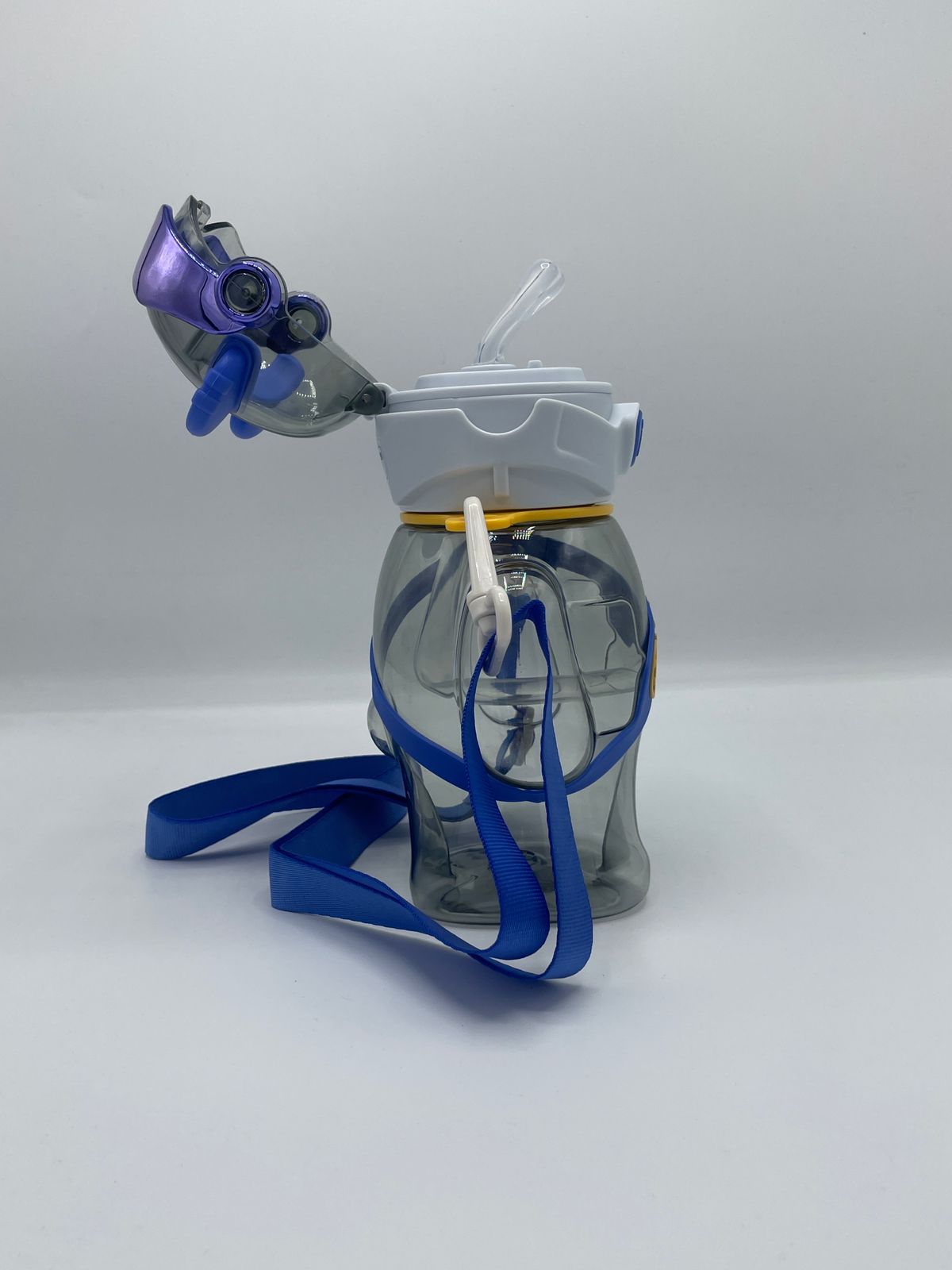 🧢🤖 Cool RobotBear Water Bottle 🚀💧
